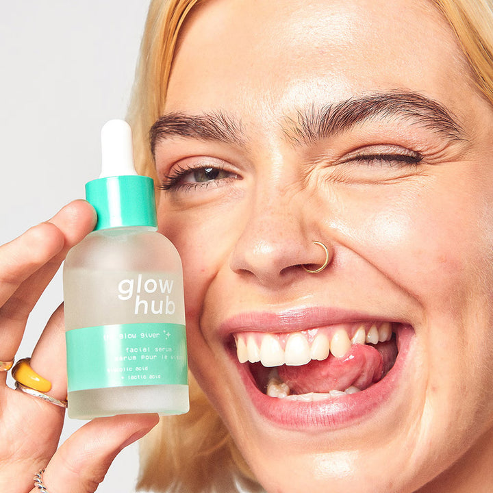 The Glow Giver Facial Serum
